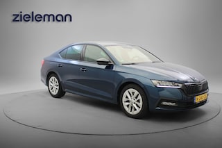 Skoda Octavia 1.0 e-TSI Sport Business Automaat - Digitaal Cockpit, Carplay, Navi, Cruise