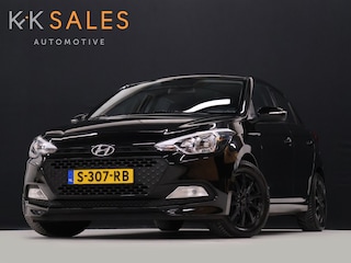 Hyundai i20 1.4i i-Vision Automaat [TREKHAAK, AIRCO, PARKEERSENSOR, RADIO, NIEUWSTAAT]