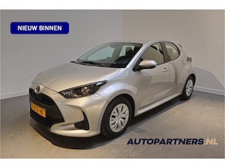 Toyota Yaris 1.5 Hybrid Active - Apple Carplay/Android Auto -  Adaptive Cruise - Navi