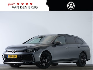 Volkswagen Passat Variant R-Line 1.5 eTSI 150 PK | Matrix IQ LED | 360 Camera | HUD | Panoramadak | Side Assist | Elektronischekofferbakklep | Stuur- en Stoelverwarming |
