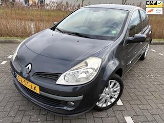 Renault Clio 1.6-16V Dynamique Luxe*NEW APK*AIRCO*ELKT-RAAM*