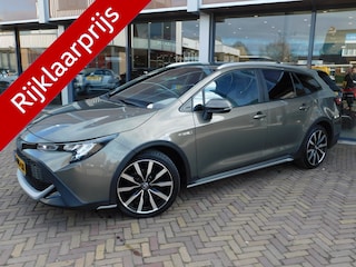 Toyota Corolla Touring Sports 1.8 Hybrid Trek