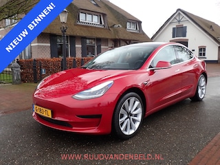 Tesla Model 3 SR+ 60 kWh SOH 90% / AUTOPILOT / 19″SPORT