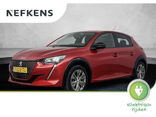 Peugeot 208 Allure Pack 50kWh | 1ste eigenaar | Camera | LEER/Stof | LED lampen | AppleCarPlay/Android | AUTOMAAT