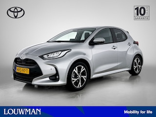 Toyota Yaris 1.5 Hybrid 115 Dynamic Comfort Pack | Parkeersensoren | Navigatie |