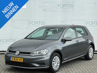 Volkswagen Golf 1.0 TSI Trendline CARPLAY | CAMERA | NAVI |