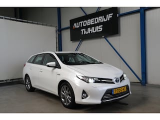 Toyota Auris Touring Sports 1.8 Hybrid Executive - Airco, Cruise, Navi, PDC, Camera, Trekhaak.