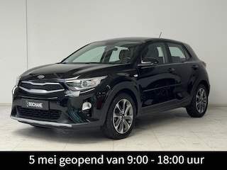 Kia Stonic 1.0 T-GDi ComfortPlusLine Navigator | Navigatie | Camera | Trekhaak | Lichtmetalen velgen 17" | All-Season Banden |