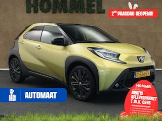 Toyota Aygo 1.0 VVT-i S-CVT Premium - ORIGINEEL NEDERLANDSE AUTO - PARKEERSENSOREN VOOR EN ACHTER - DRAADLOZE TELEFOON LADER - KEYLESS ENTRY & START - DRAADLOZE APPLE CARPLAY/ANDROID AUTO - STOELVERWARMING