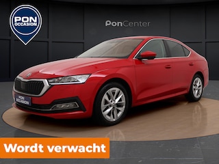 Skoda Octavia 1.0 e-TSI | Trekhaak | Camera | Side Assist | Parkeerhulp | 17" |