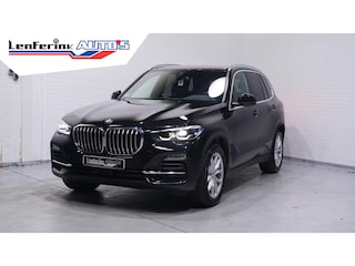 BMW X5 xDrive45e High Executive DAB-ontvangst apple carplay camera verwarmde en geventileerde comfort voorstoelen  met memory driving-assist private-glas 19"-inch lmv zwarte hemelbekleding elektrische stuurkolom trekhaak