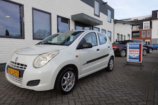 Suzuki Alto 1.0 COMFORT 5 drs Black &amp; White