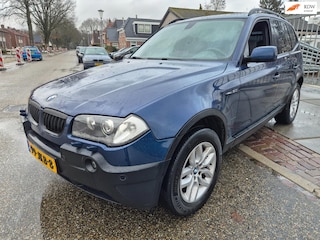 BMW X3 3.0i xenon,afneembare trekhaak,pdc,leer,pano