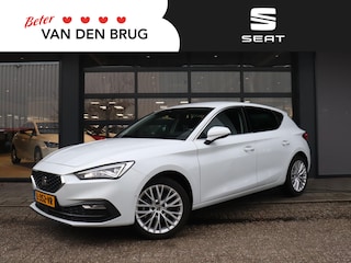 Seat Leon 1.5 TSI 150pk Xcellence | Achteruitrijcamera | Stoel -& stuurwielverwarming | Adaptieve cruise control | Navigatie | Apple Carplay / Android Auto |