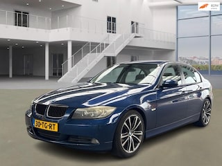 BMW 320i High Executive PSENSOR CRUISE LEDER 2 X SLEUTELS