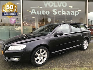 Volvo V70 1.6 T4 Nordic+ Automaat | Rijklaar incl garantie | Standkachel Trekhaak Meesturende xenon
