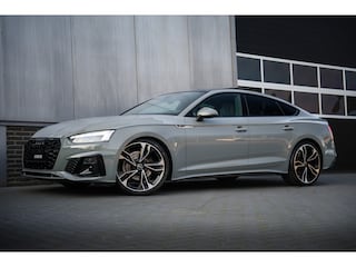Audi A5 Sportback 35 TFSI 150 pk S edition Competition S-Line /Facelift-Model/Quantum Grijs / RS-Stoelen/ Stoel.Verw/ Matrix-Led/ Pano-Dak/ Camera/ 20''LMV
