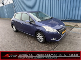 Peugeot 208 1.2 VTi Blue niet voor de particulier voor hanndelaren Inruilauto’s tegen vaste prijzen. Voor meer info: 0638140850 Bij de verkoop van gebruikte voertuigen door CD-Cars wordt geen standaard garantie verstrekt. De koper aanvaardt het voertuig in de staat waarin het zich bevindt op het moment van aankoop