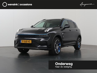 Lynk & Co 01 1.5 | NL Auto | Panoramadak | Navigatie | Ele. verstelbare stoelen | Camera | Climate Control | Cruise Control Adaptief |