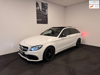 Mercedes-Benz C-klasse Estate AMG C63S 510pk // Burmester // Schaal stoelen// Panorama open dak // 360