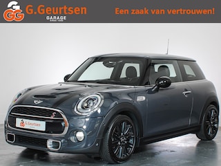Mini Mini 2.0 Chili, LED, Lederen bekleding, Head-up, Navigatie, Camera, Dealer onderhouden!