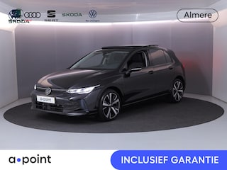 Volkswagen Golf 1.5 eHybrid Life Edition 204 PK PHEV | Verlengde garantie | Panorama dak | 18 "LM velgen |