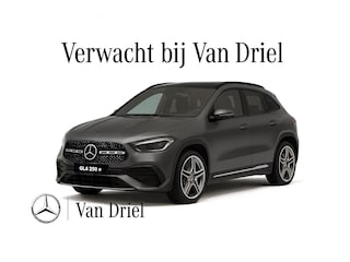 Mercedes-Benz GLA 180 AMG line | Night Sfeer Camera
