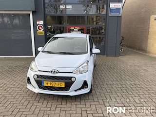 Hyundai i10 1.0i Premium / Airco/ Navigatie/ Cruise/ Apple carplay/ Stoelverwarming/ PDC/ LED