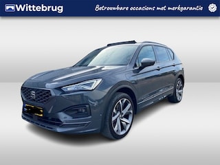 Seat Tarraco 1.4 TSI e-Hybrid PHEV 245pk DSG FR Business / Panoramadak / Elek Zwenkbare Trekhaak / Standkachel / Memory Seat Bestuurdersstoel / Elek Achterklep / Camera / Stoelverwarming Voor & Achter / Virtual Cockpit / 20" LMV