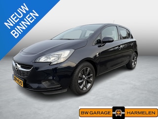 Opel Corsa 1.4 Online Edition 2.0 | Voorstoelen verwarmd | Stuurwiel verwarmd | Achteruitrij camera |