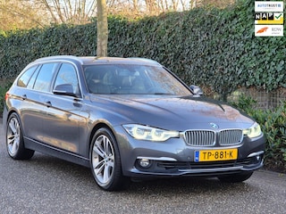BMW 3-serie Touring Nbt EVO Apple CarPlay LM Velgen Trekhaak NAP NL Gave Kleur 320i Luxury Edition