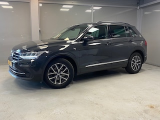 Volkswagen Tiguan 1.5 TSI Life| CAMERA | LED | CAR PLAY | ALCANTARA |