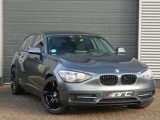 BMW 116i Sport-Line / Groot Navi