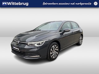 Volkswagen Golf 1.4 eHybrid 204pk DSG Style / Memory Seat Bestuurdersstoel / Navigatie / App-Connect / Stuur & Stoelverwarming / 16" LMV