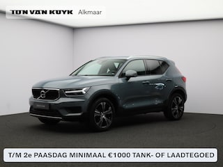 Volvo XC40 T3 163PK Automaat Momentum Pro / 19" / Extra Getint Glas / Camera / Park Assist V+A / Verwarmbare Voorruit / Elektrische Achterklep /