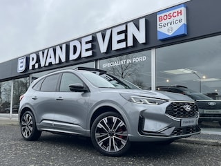 Ford Kuga 2.5 PHEV ST-Line X Diamond Black Package 243pk e-CVT Automaat | 5524 | Full Options | Diamond Black Package | E-Trekhaak | Panodak | Coast-to-Coast Matrix LED | 20'' | Winter Pack | Head-Up | Driver Assistance Pack | AGR-stoelen | etc. etc.