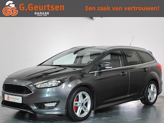 Ford Focus Wagon 1.5T 150PK, Titanium Trekhaak, Stoel/Stuurverwarming, Bluetooth, nieuwe APK!