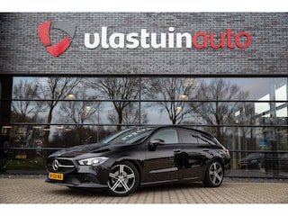 Mercedes-Benz CLA Shooting Brake 180 Luxury Line , Trekhaak, Achteruitrijcamera,