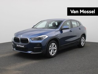 BMW X2 xDrive25e Aut. | Head up Display | Navigatie | Camera | Climate Control | Led Verlichting |