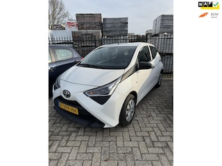 Toyota Aygo 1.0 VVT-i x-fun