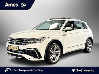 Volkswagen Tiguan 1.4 245pk TSI eHybrid R-Line Business+ Panoramisch schuif-, kanteldak | Trekhaak | Navigatie 'Discover Media'
