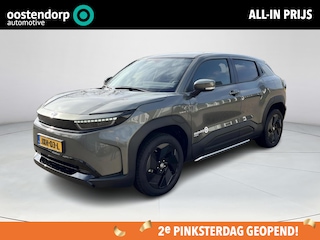 Toyota Urban Cruiser Dynamic 61 kWh | Land Breeze Green | Demo