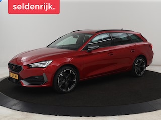 Cupra Leon 1.4 eHybrid | Trekhaak | Stoelverwarming | Carplay | Camera | Navigatie | Adaptive cruise | Stuurverwarming | Keyless | Full LED | Sportstoelen | PHEV | Plug In