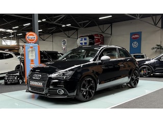 Audi A1 1.4 TSI Uniek! Black! Navi! Clima!