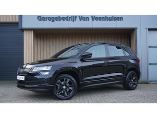 Skoda Karoq 1.5 TSI 150pk Sportline Business Virtual Navi A-Camera Sfeerverlichting Adaptive Cruise Keyless LED 88140km!