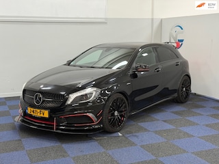 Mercedes-Benz A-klasse 250 Sport Ambition / AMG / AUTOMAAT / CARPLAY-NAVI