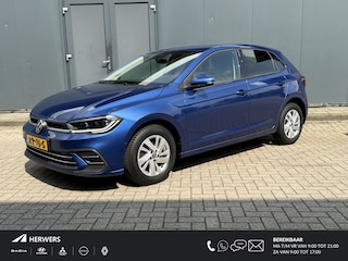 Volkswagen Polo 1.0 TSI Style Automaat / All season banden / Stoelen-pakket / Virtual cockpit / Stoelverwarming / Adaptief cruise control / Apple Carplay Android Auto / Trekgewicht 1100 kg / Climate control / Parkeersensoren voor en achter /