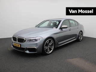 BMW M550i xDrive High Executive | Automaat | Harman & Kardon | Schuifdak | Stoel + Stuurverwarming | 360. Camera | Lederen Bekleding |