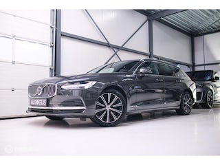 Volvo V90 2.0 T6 AWD Inscription 340 pk | Trekhaak | Panoramadak | Pine Grey | NL auto NAP | Camera | Dealer OH | 1e eigenaar | Zonneschermen |