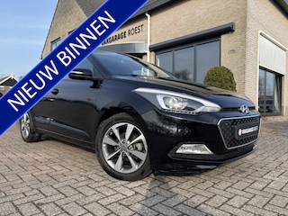 Hyundai i20 5DRS 1.4i i-Deal Automaat Trekhaak / Parkeersensors / LM-Velgen